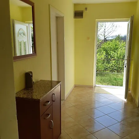 Apartman Апартаменты