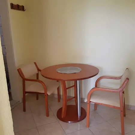 Апартаменты Apartman *