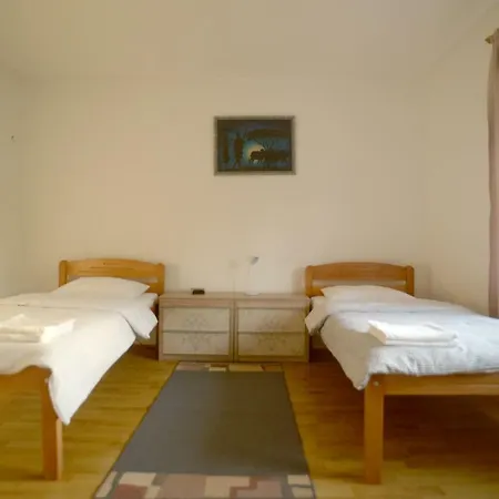 Апартаменты Apartman *